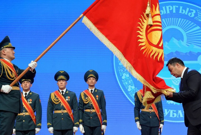 Жапаров Садыр-инаугурация през.jpg
