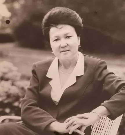 орозова.jpg