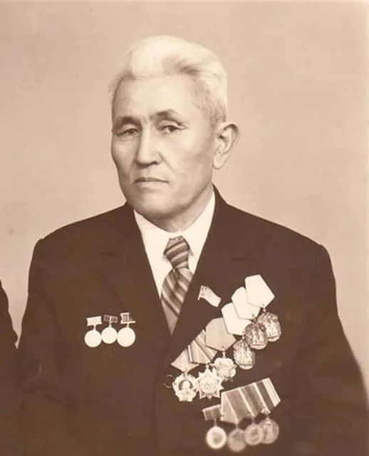 Бегималы_Джамгерчинович_Джамгерчинов.jpg