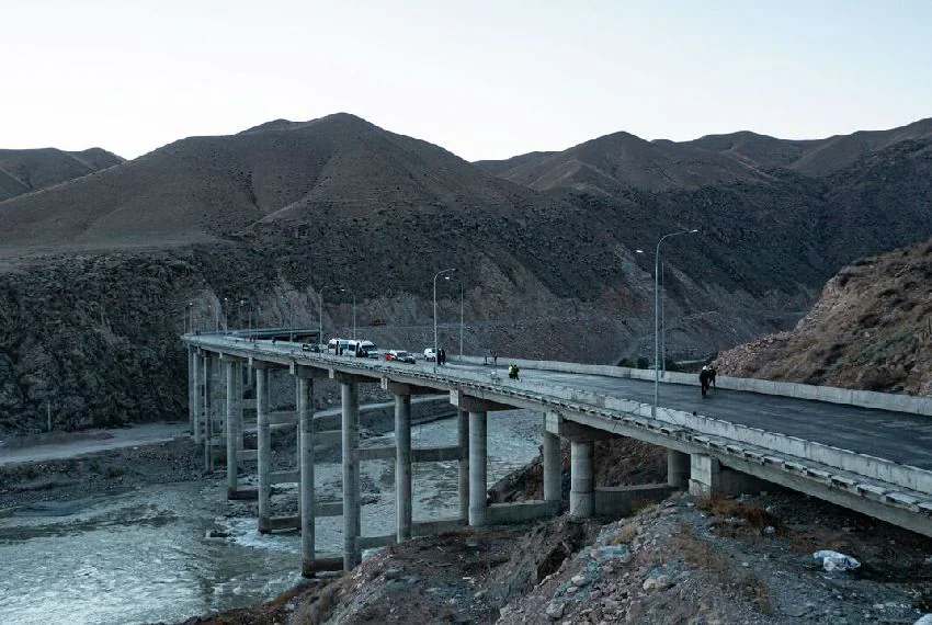 Tunnel on Kyrgyzstan's North-South road to be closed on November 1