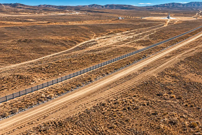 Installation of 327 km of fencing completed on Kyrgyz-Tajik border