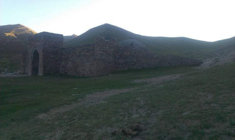 Сыргака. Таш-Рабат, Нарынская область