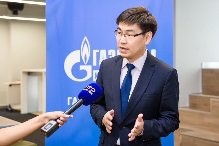 Cоветник генерального директора — коммерческий директор ОсОО «Газпром Кыргызстан» Арзымат Алдаяров
