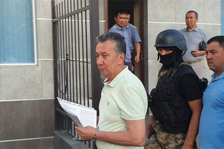 Фарида Ниязова привезли в суд