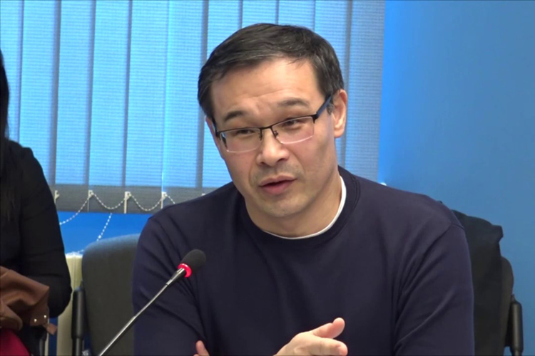 Политолог Шерадил Бактыгул