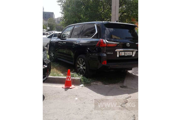 читателя. Чудаки парковки