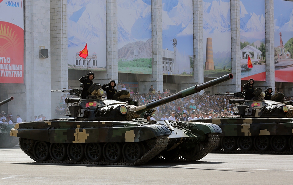 Военный парад в Бишкеке, 31 августа 2016 года