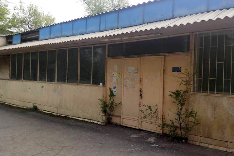 Это здание Олег Михалев арендовал за 13 тысяч сомов