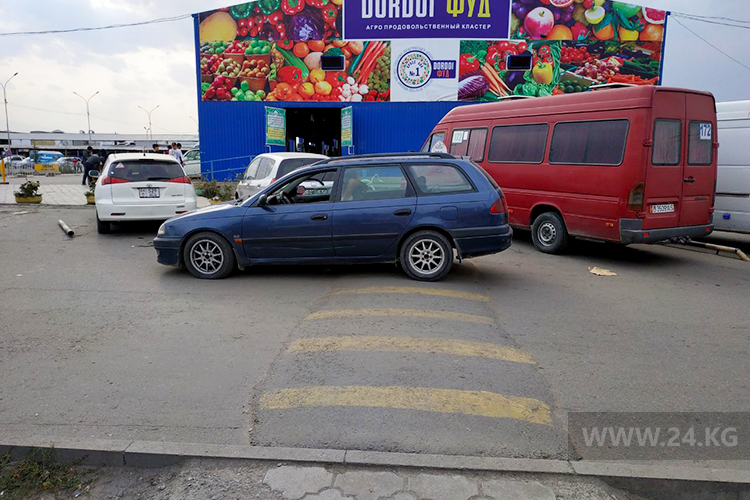 читателя. Чудаки парковки