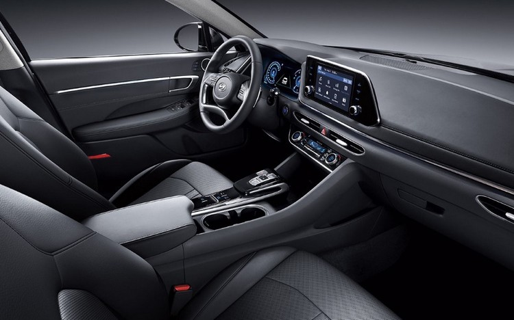 Салон обновленной Hyundai Sonata