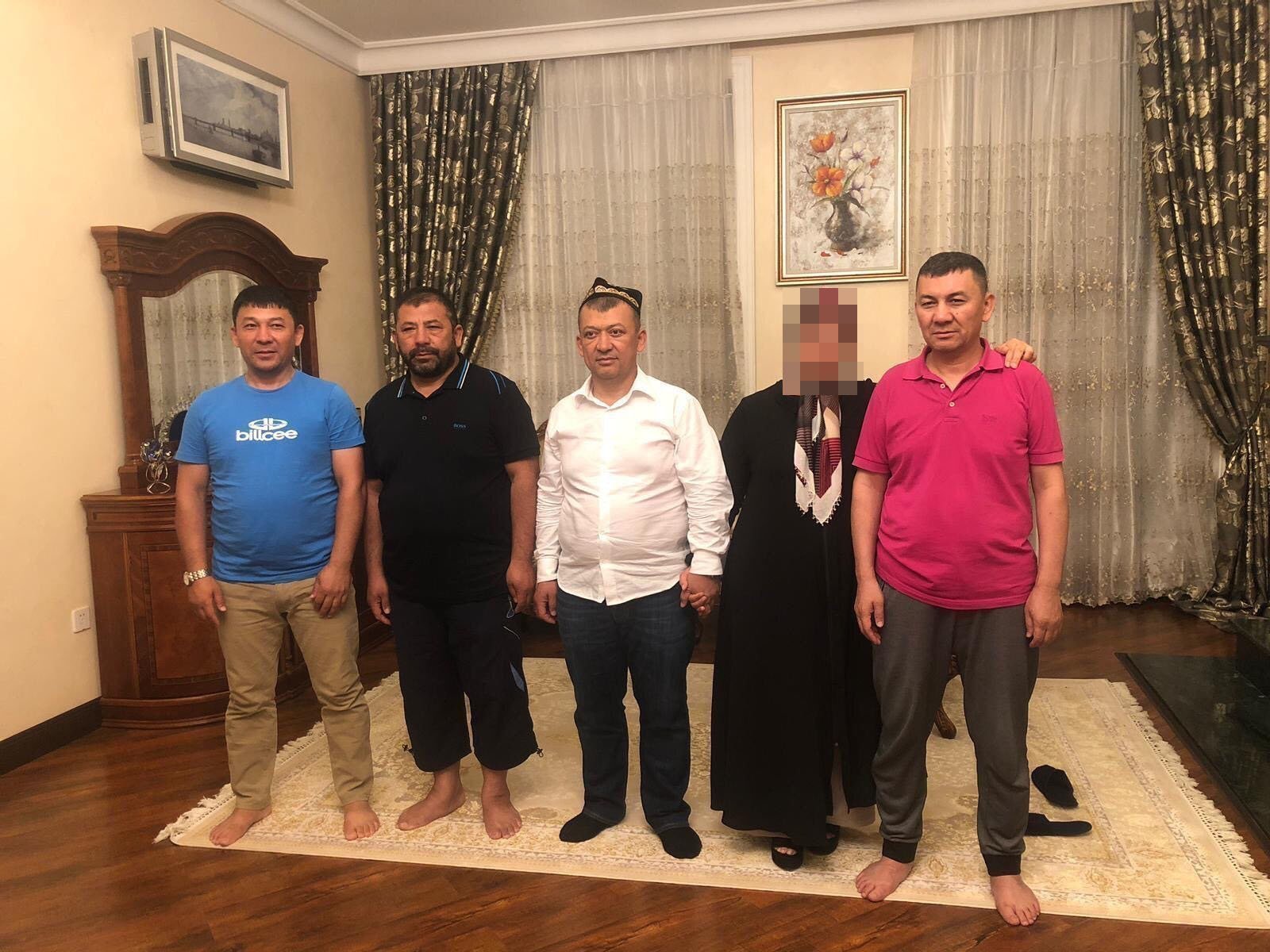 Семья Абдукадыра. Слева направо: Алимуджан Хадир, Наби Хадир, Маймаитили Хадир и Хабибула Абдукадыр