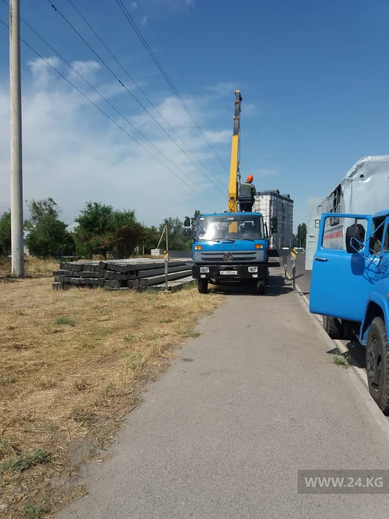 Склад на газоне