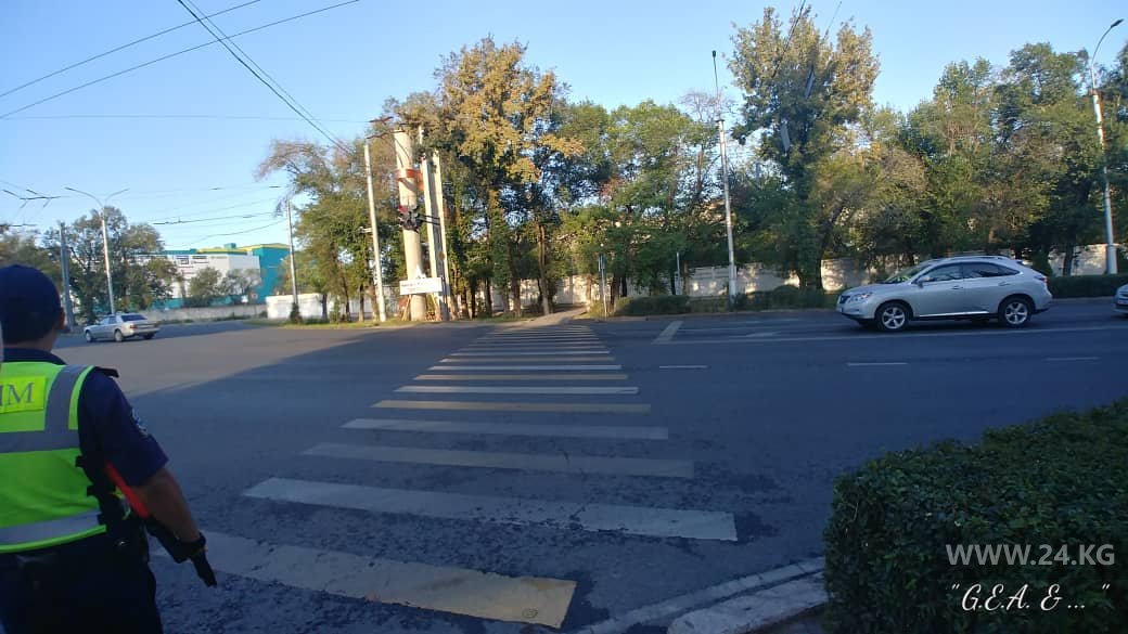 Перекресток улицы Горького и проспекта Чингиза Айтматова