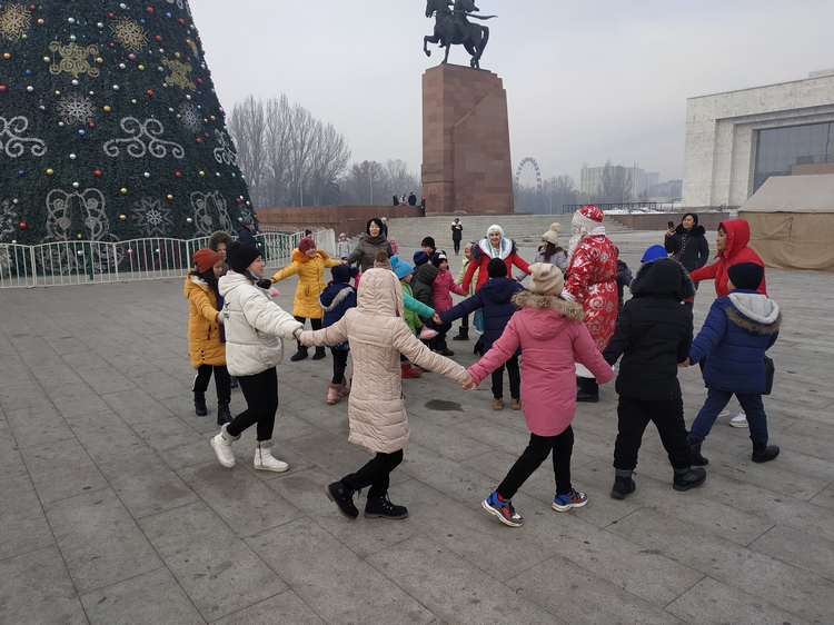 Новогодний праздник для детей