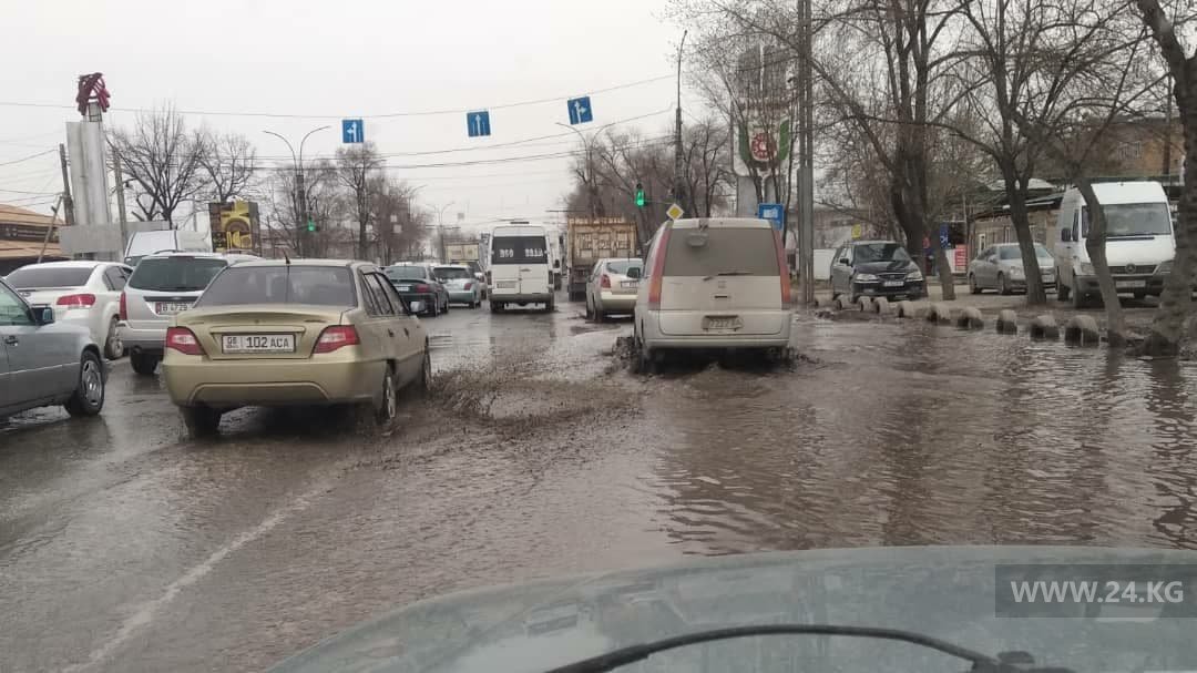 Перекресток улицы Алыкулова и проспекта Дэн Сяопина