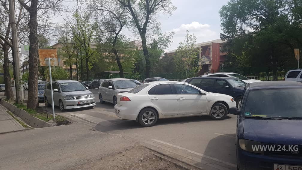 Улица Усенбаева