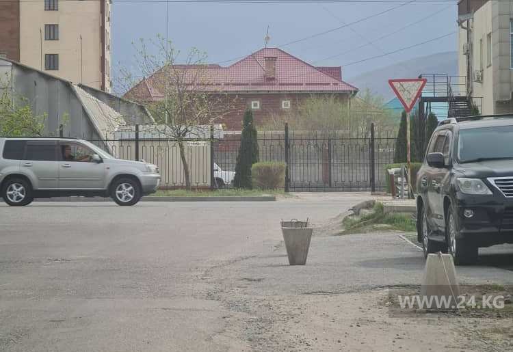 Блоки на улице Островского
