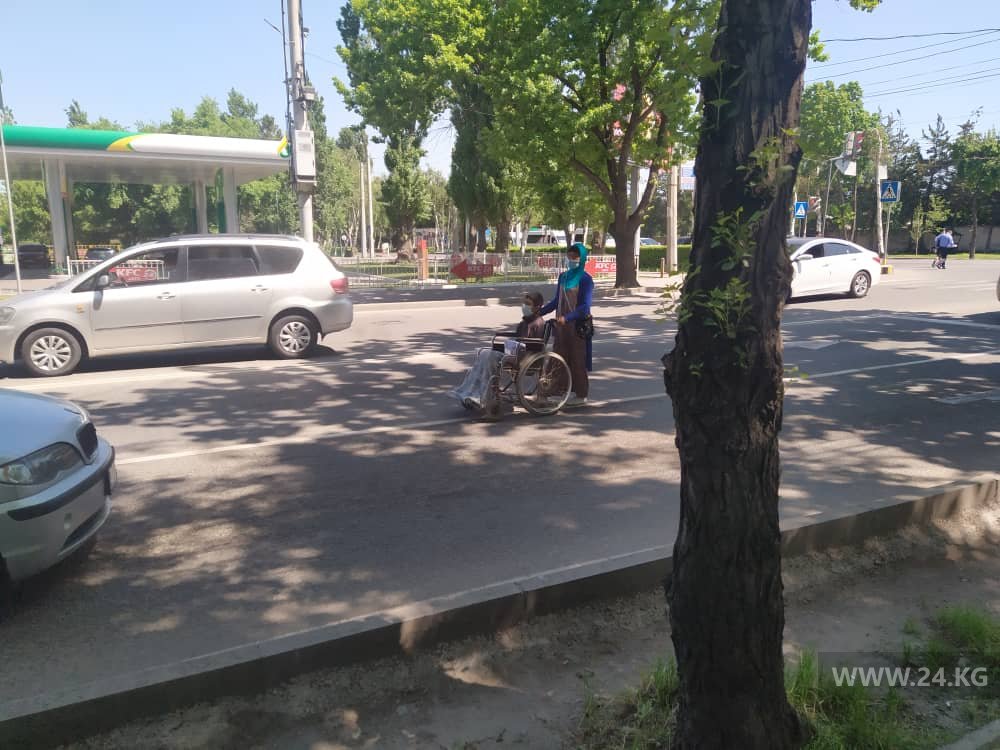 Попрошайки в Бишкеке
