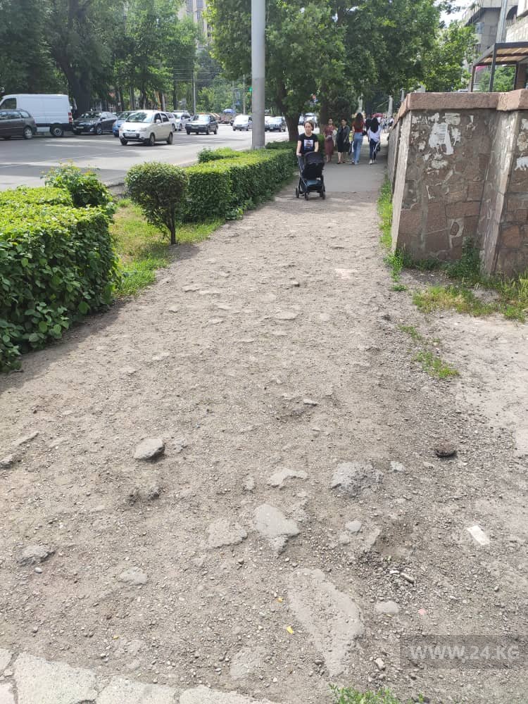 Тротуары в Бишкеке