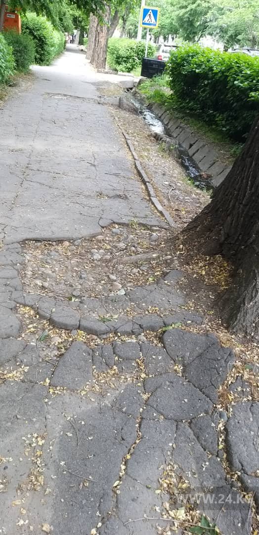 Тротуары в Бишкеке