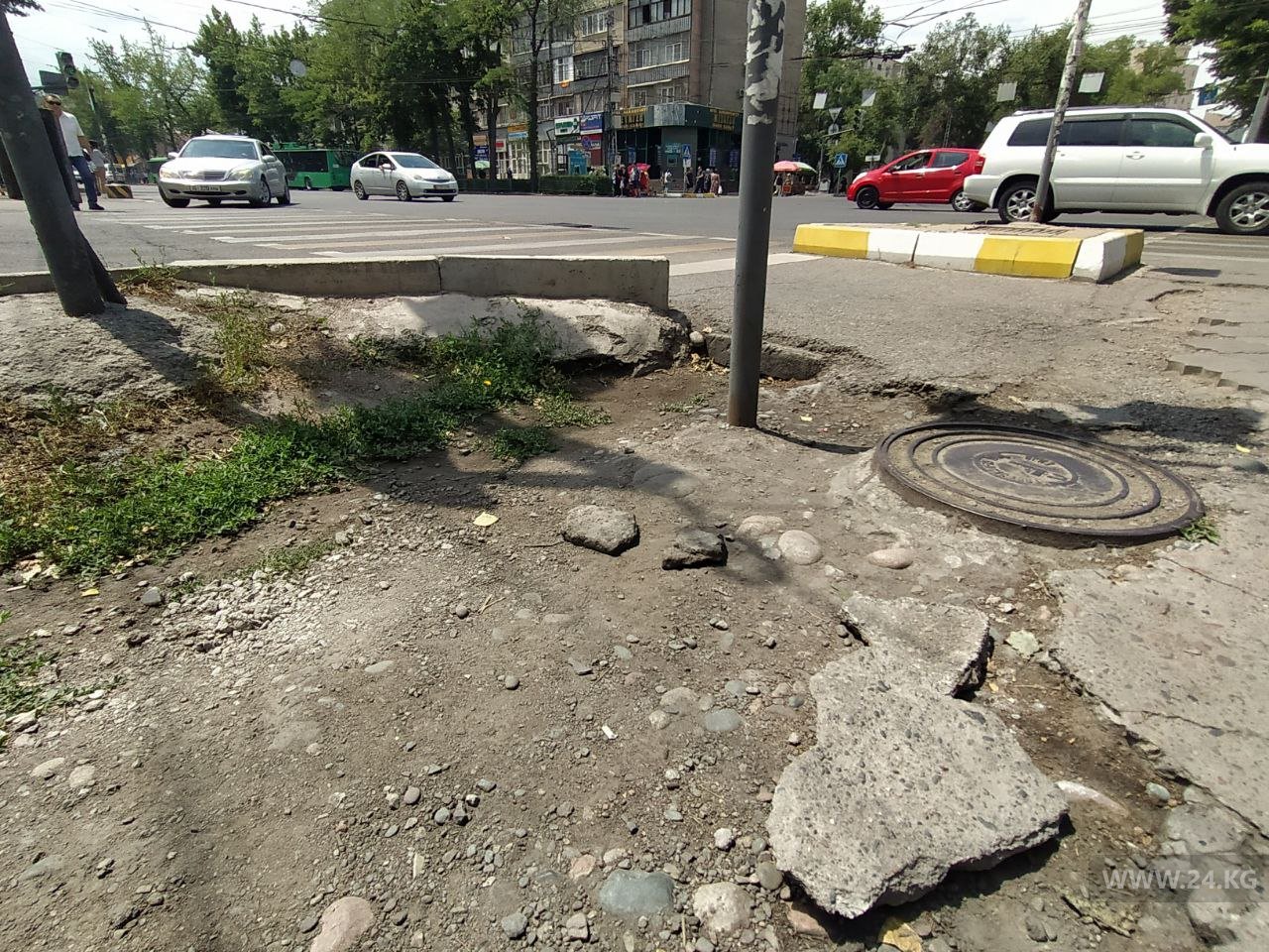 Тротуар на улице Московской