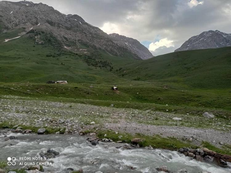 Местность Алайкуу, джайлоо Ажике