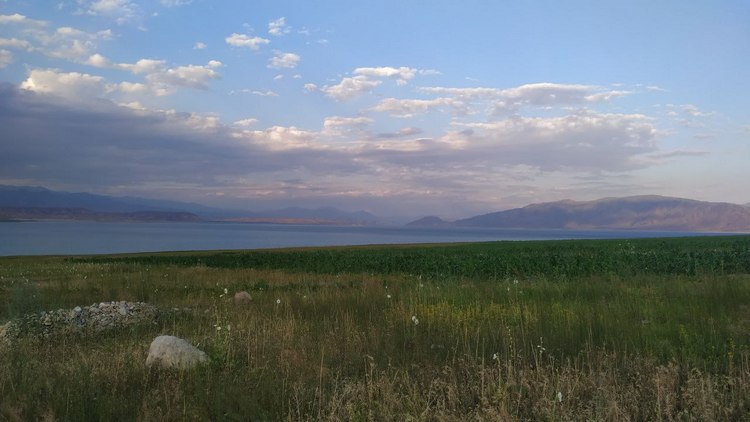 Село Жаны-Арык, Токтогульское водохранилище