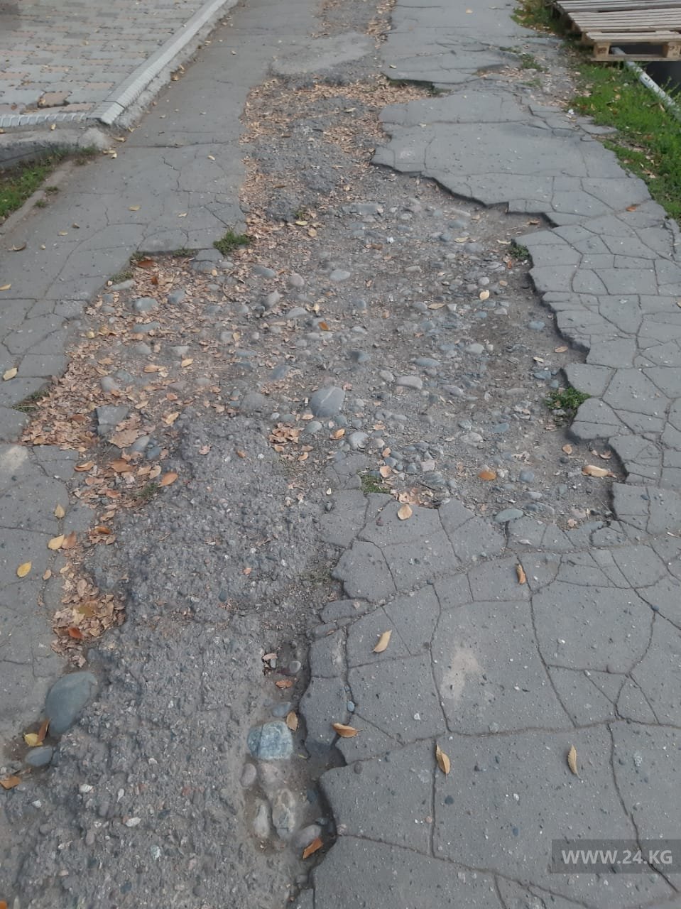 Тротуары в Бишкеке