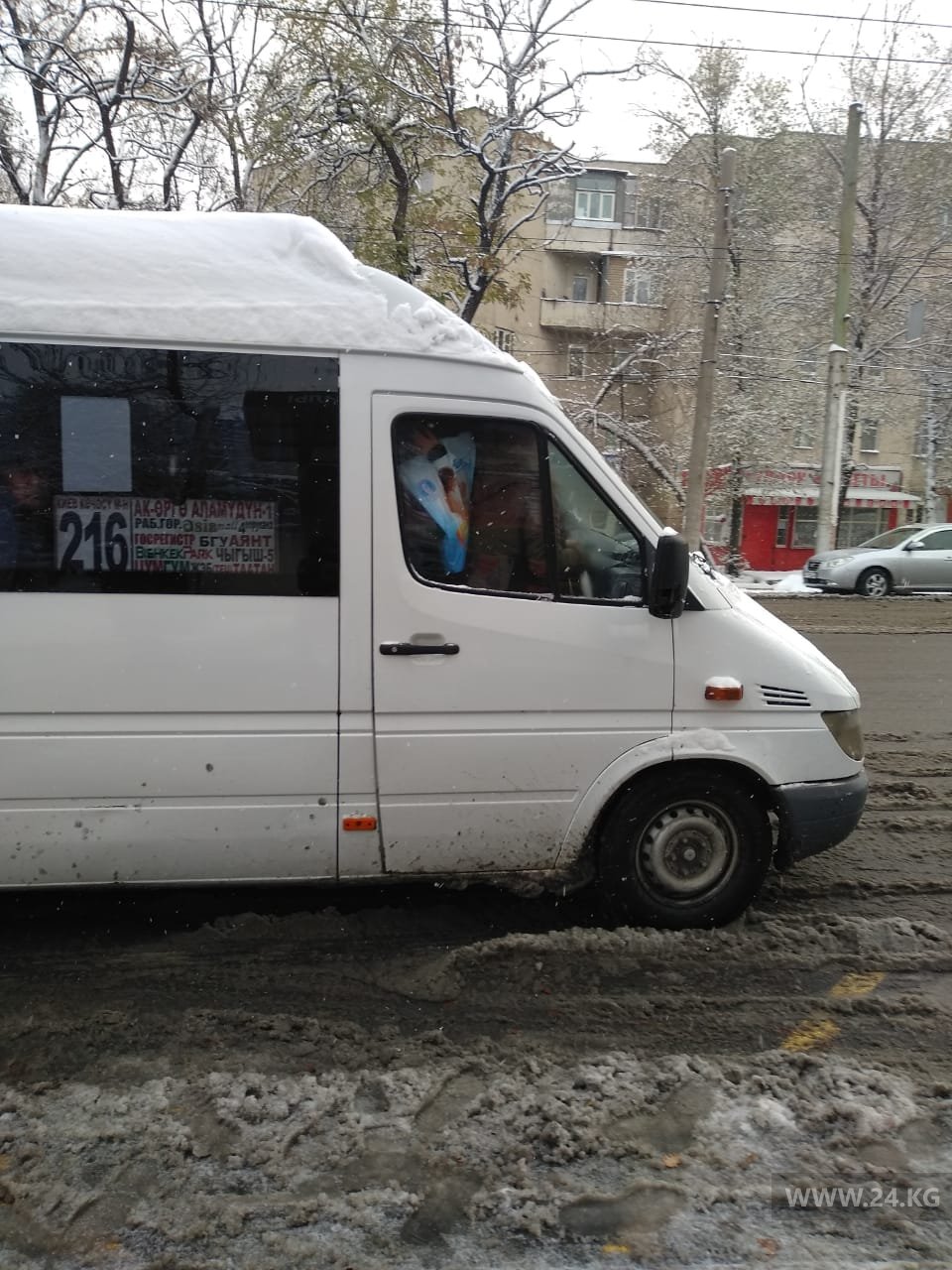 Забитые маршрутки в Бишкеке