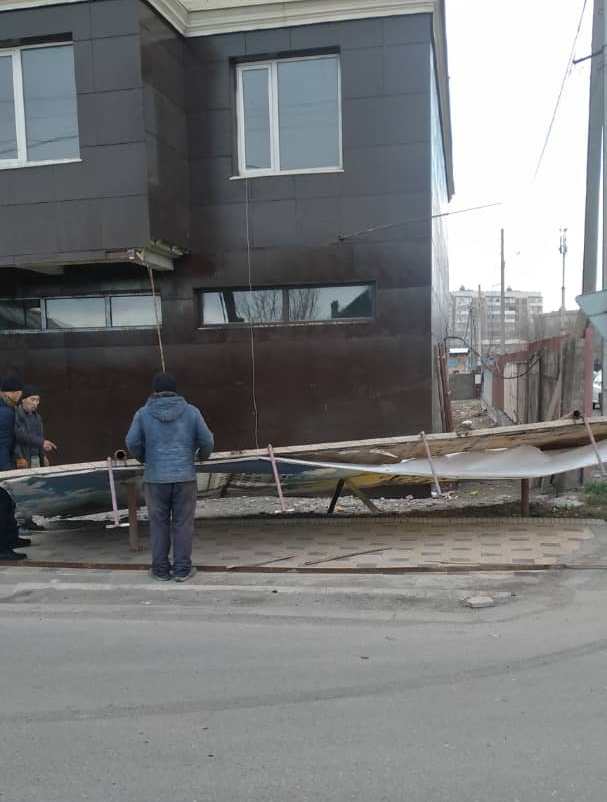 Демонтаж баннера