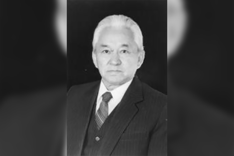 На 87-м году жизни скончался заслуженный работник промышленности Калдыбай Сатаров. Он был министром легкой промышленности Киргизской ССР 20 лет