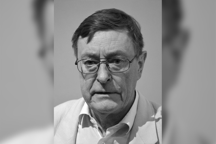 В начале ноября скончался один из лучших переводчиков произведений Чингиза Айтматова на шведский язык Ларс Эрик Блумквист