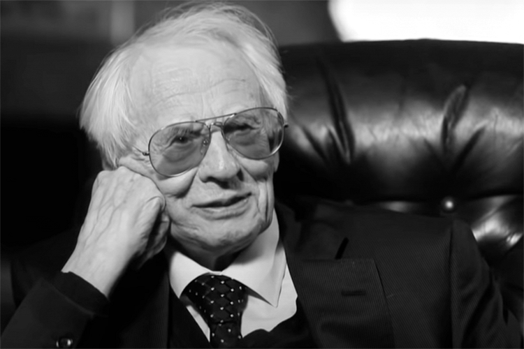 Режиссер Владимир Наумов умер в возрасте 93 лет. Он снял такие фильмы, как «Бег», «Тегеран-43», «Легенда о Тиле»