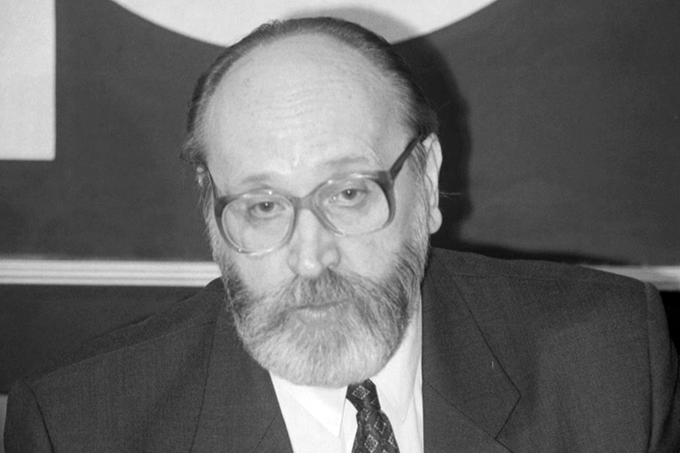 Победитель Олимпийских игр - 1960 в тяжелой атлетике Юрий Власов скончался в возрасте 85 лет. Он также стал обладателем серебряной медали ОИ-1964 в Токио. Голливудский актер Арнольд Шварценеггер назвал его величайшим спортсменом и великим мыслителем. По словам Шварценеггера, советский штангист-рекордсмен научил всех, что «невозможно» - это всего лишь слово