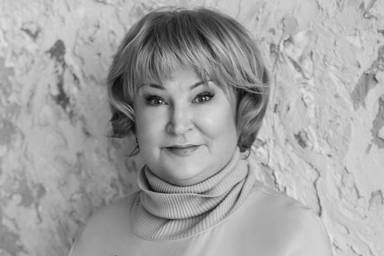 На 62-м году жизни умерла звезда авантюрного детектива, автор 94 произведений Татьяна Полякова. Несколько лет знаменитая писательница боролась с онкологией