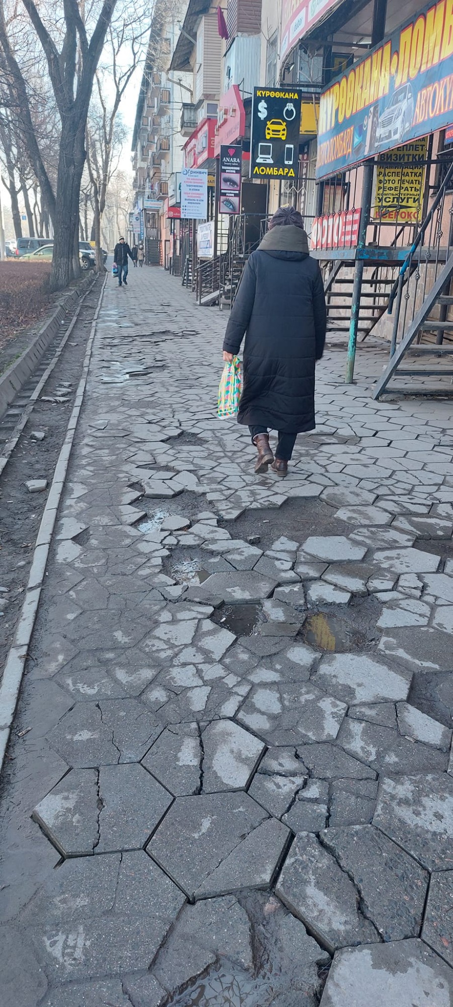 Тротуары в Бишкеке