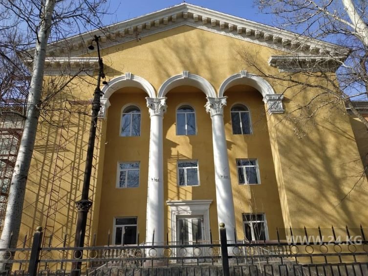 Фасад корпуса