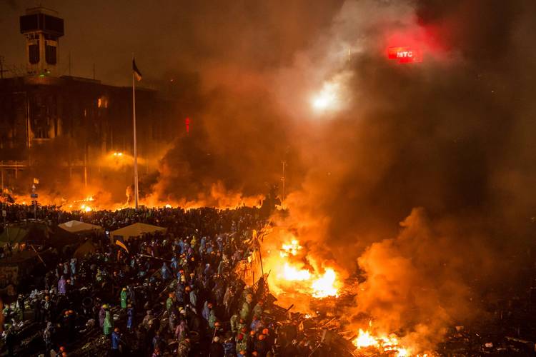 Центр Киева в феврале 2014 года