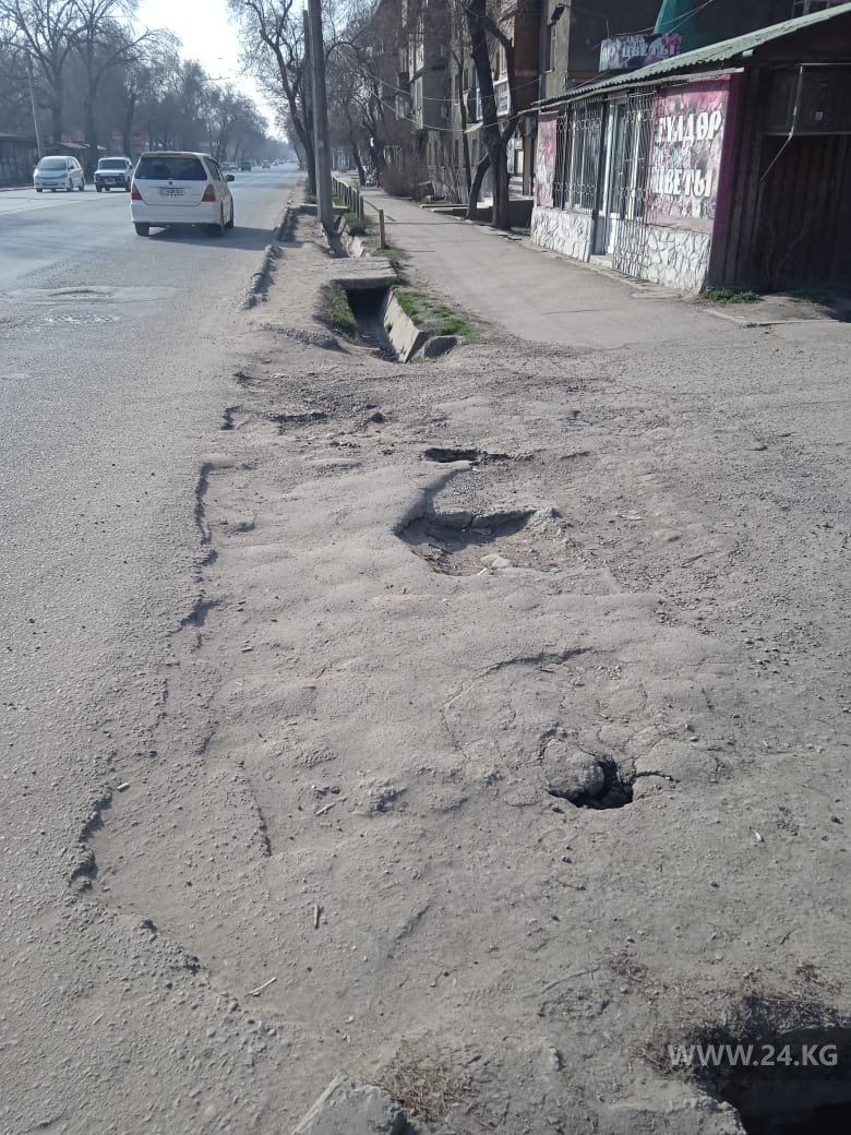 Тротуары в Бишкеке