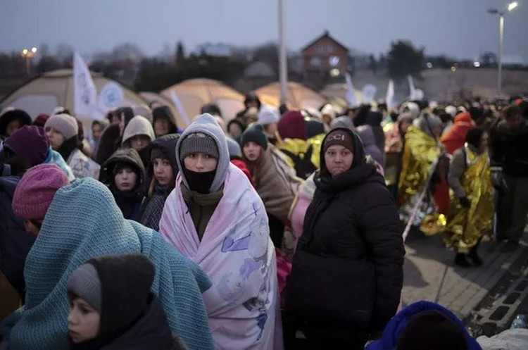 Украинские беженцы на границе с Польшей