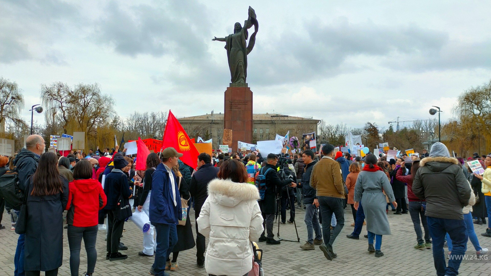 Пеший марш