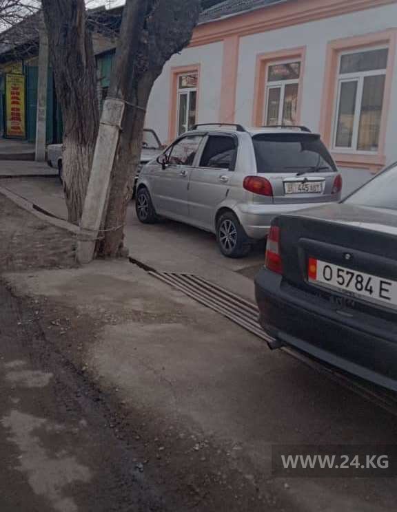 Чудаки парковки