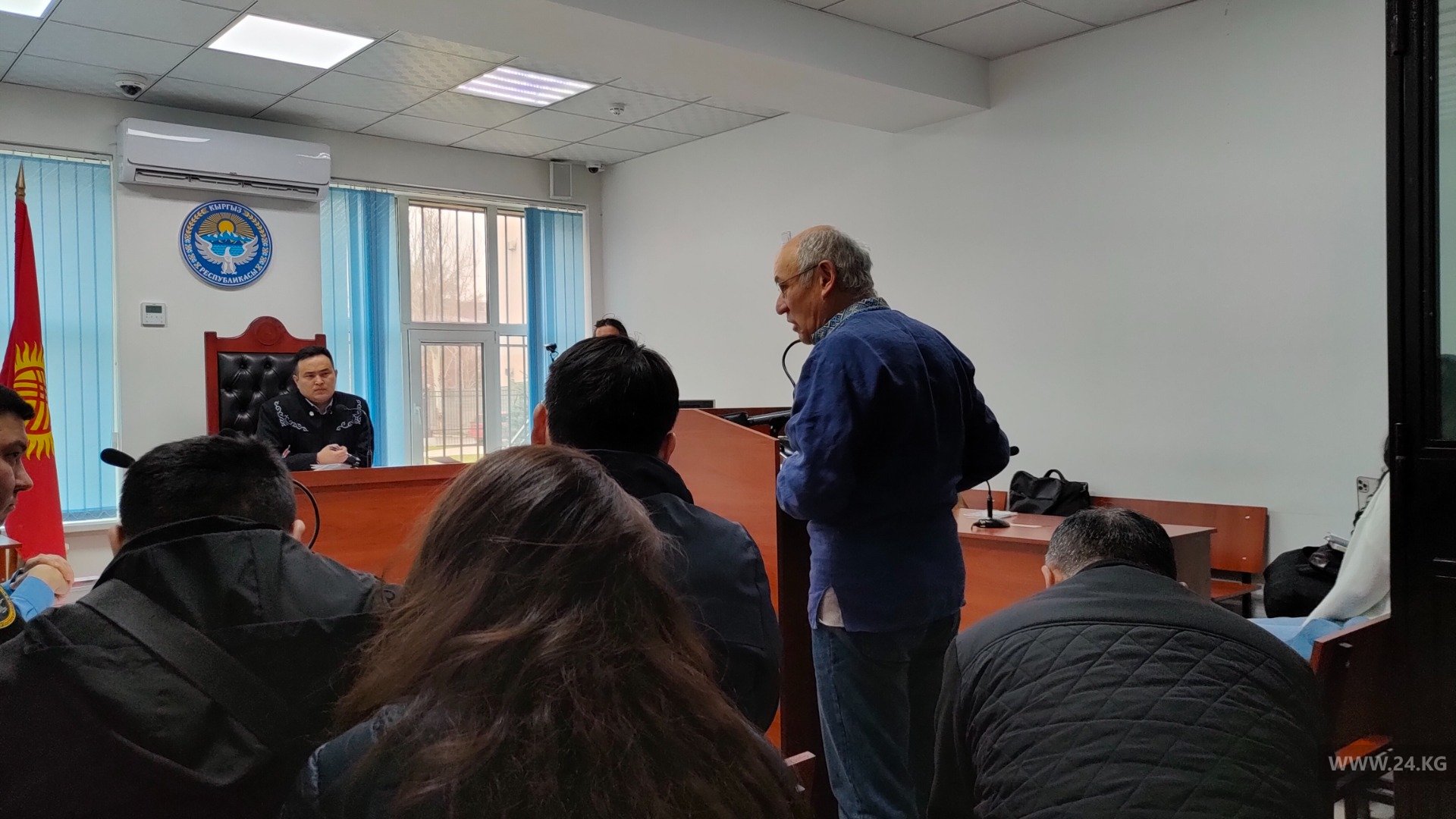 Ондуруш Токтонасыров дает показания в суде