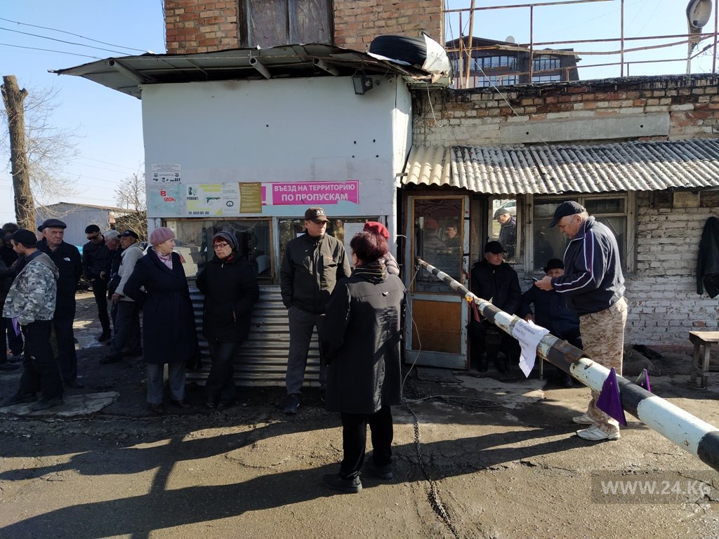 Центральный въезд в гаражный кооператив