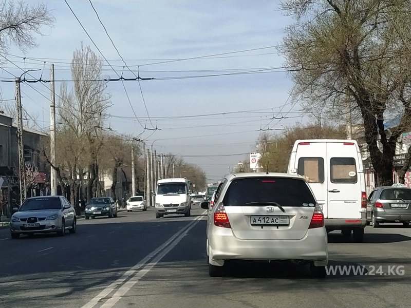 Автомашина с абхазскими номерами