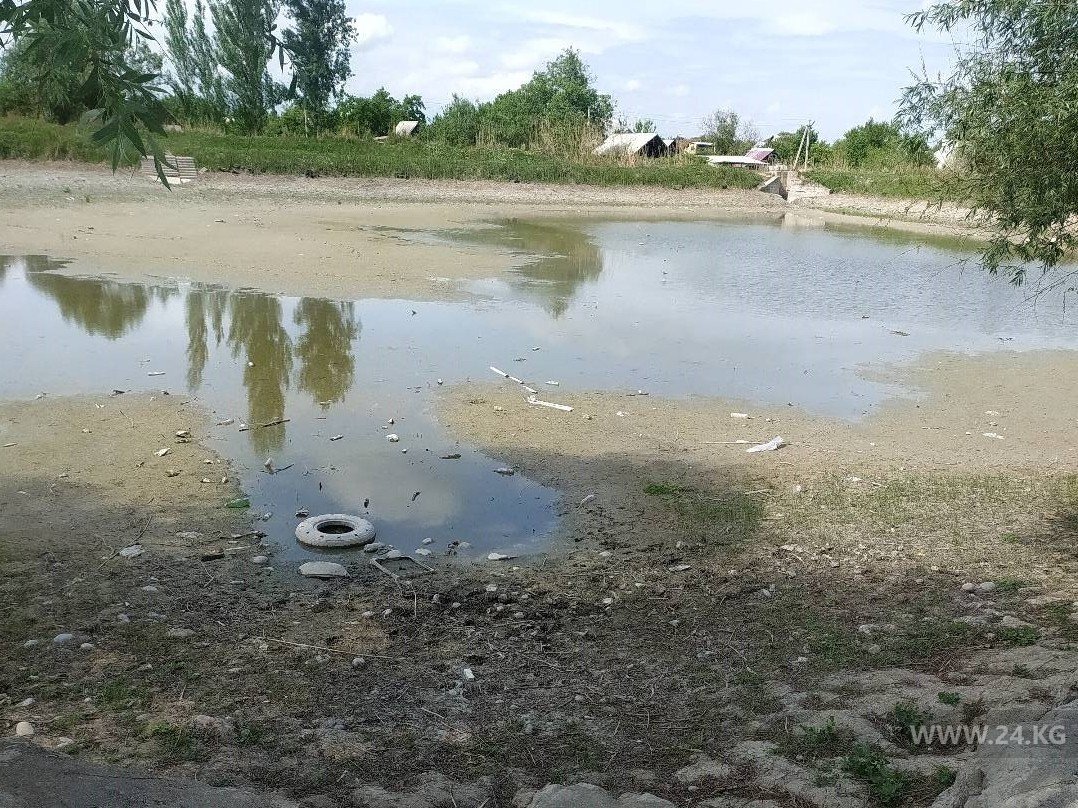 Бывшее озеро в селе Достук