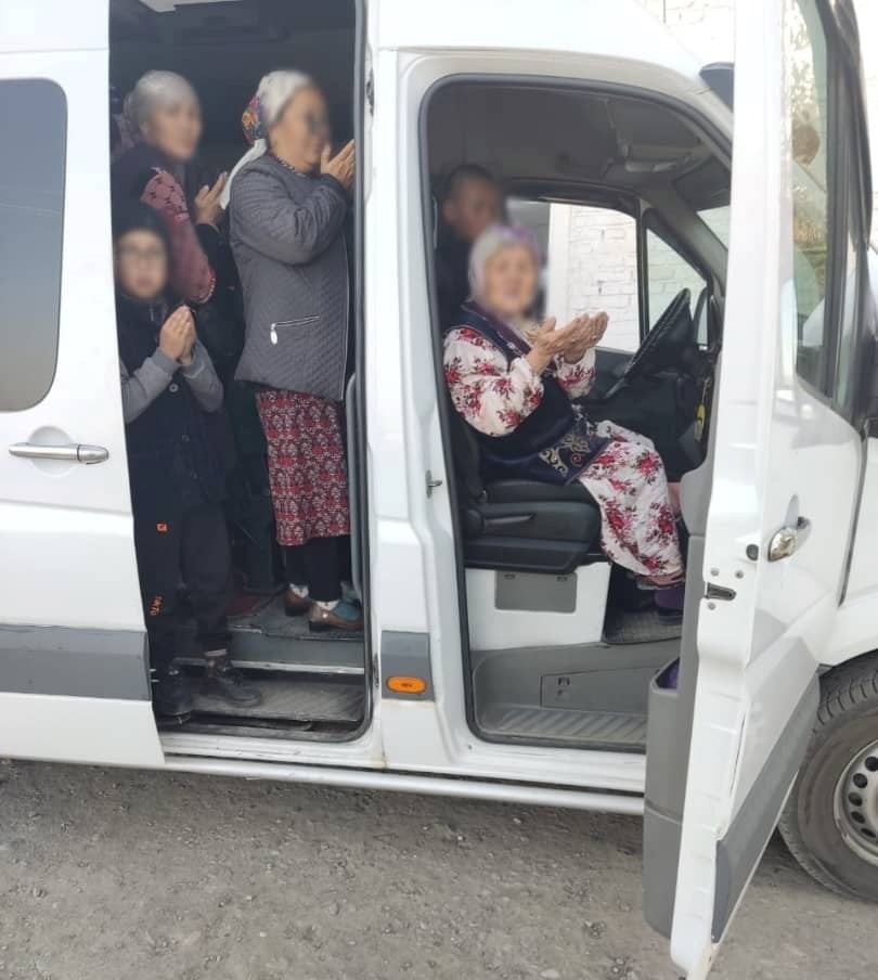 Жители эвакуированных сел возвращаются в свои дома