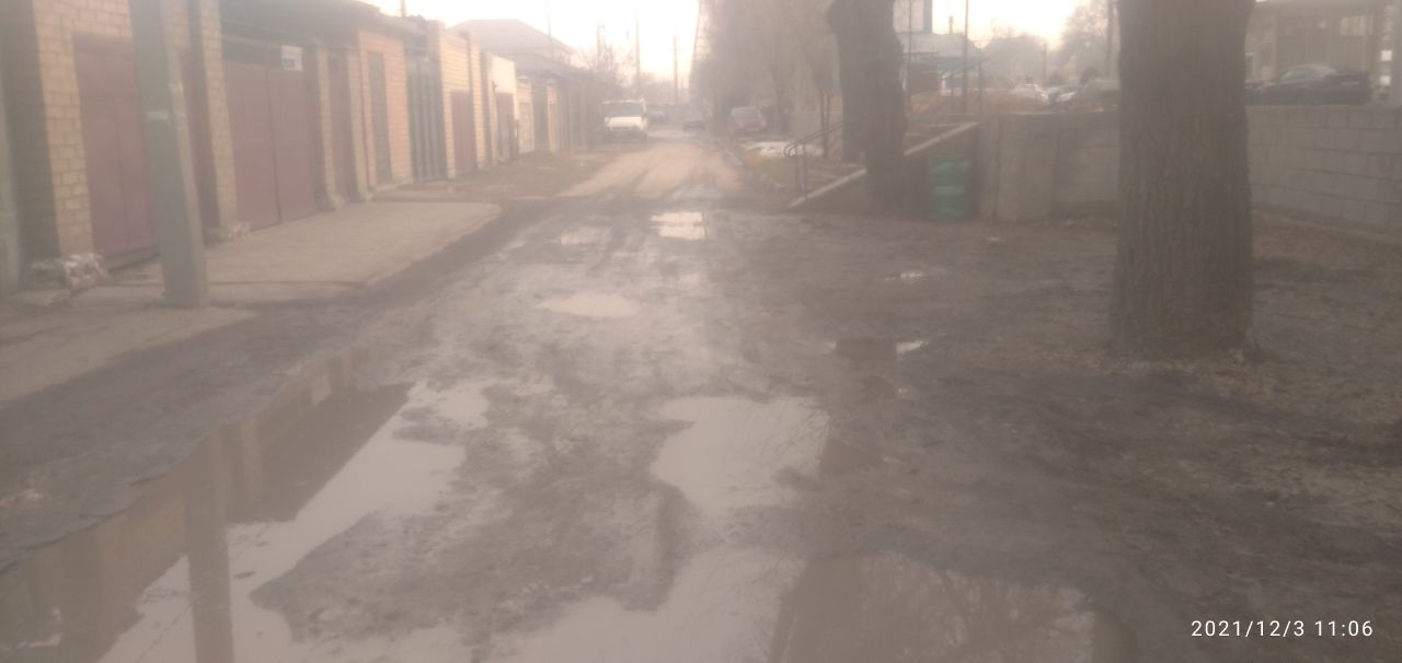 Состояние тротуара на улице Дэн Сяопина