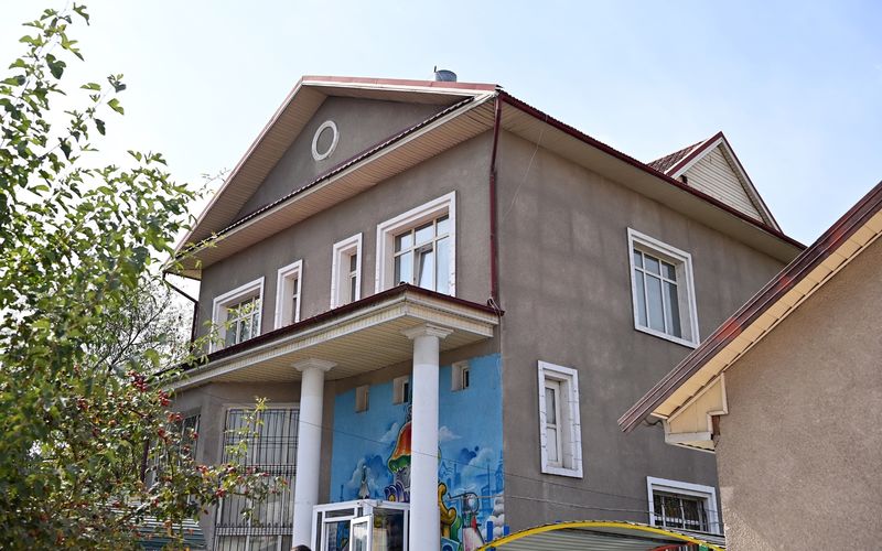 Дом Садыра Жапарова продали за 28,5 миллиона сомов