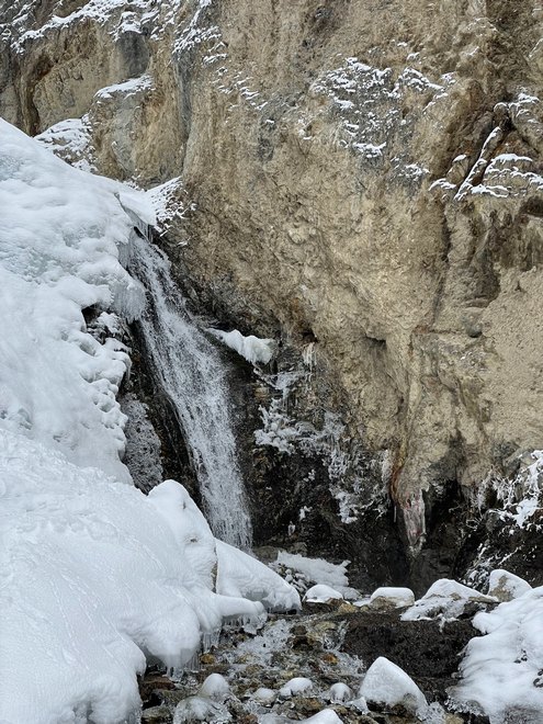 Мраморный водопад